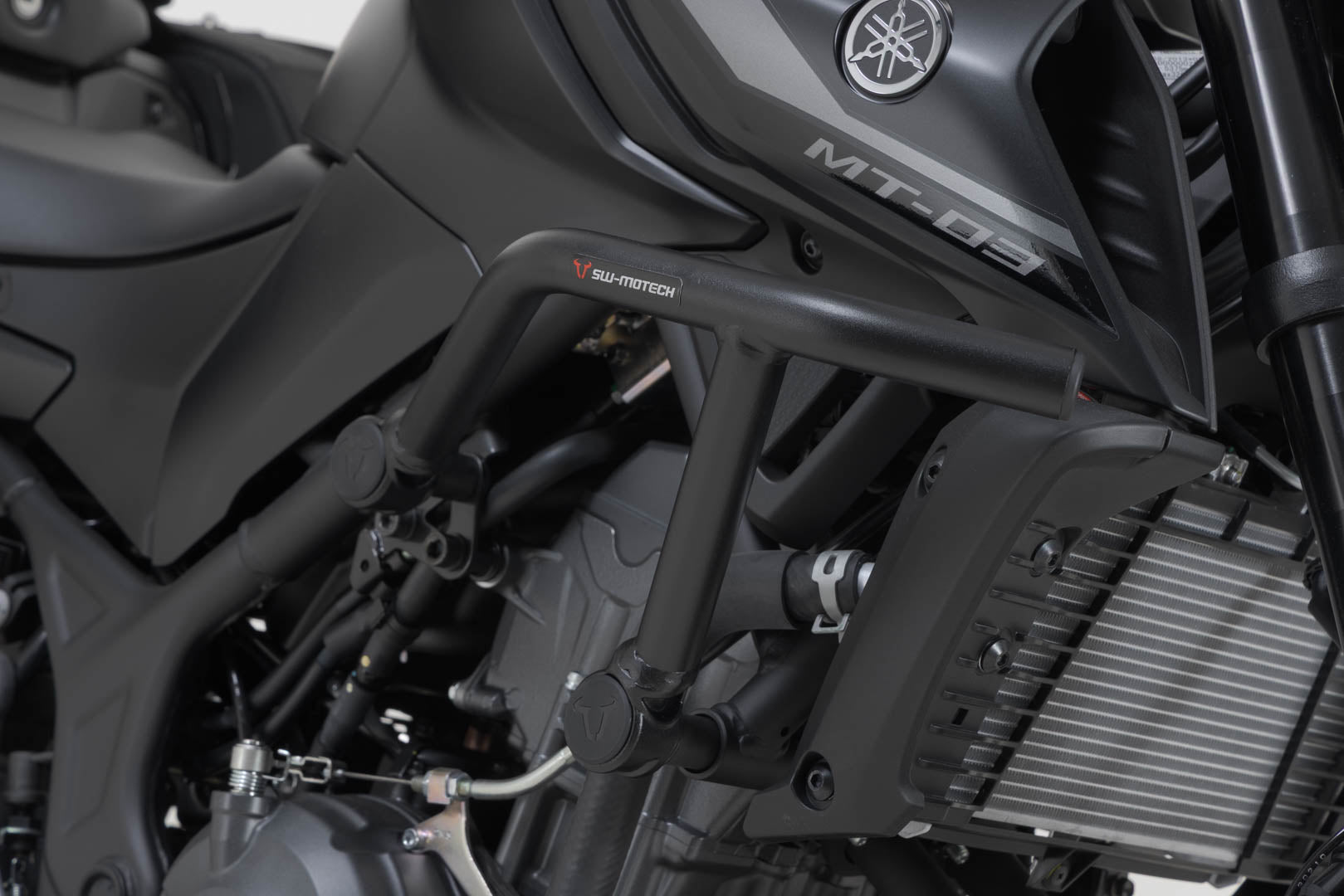 SW-MOTECH / SWモテック クラッシュバー（ブラック）。Yamaha MT-03（16-）。 | SBL.06.627.10003/B