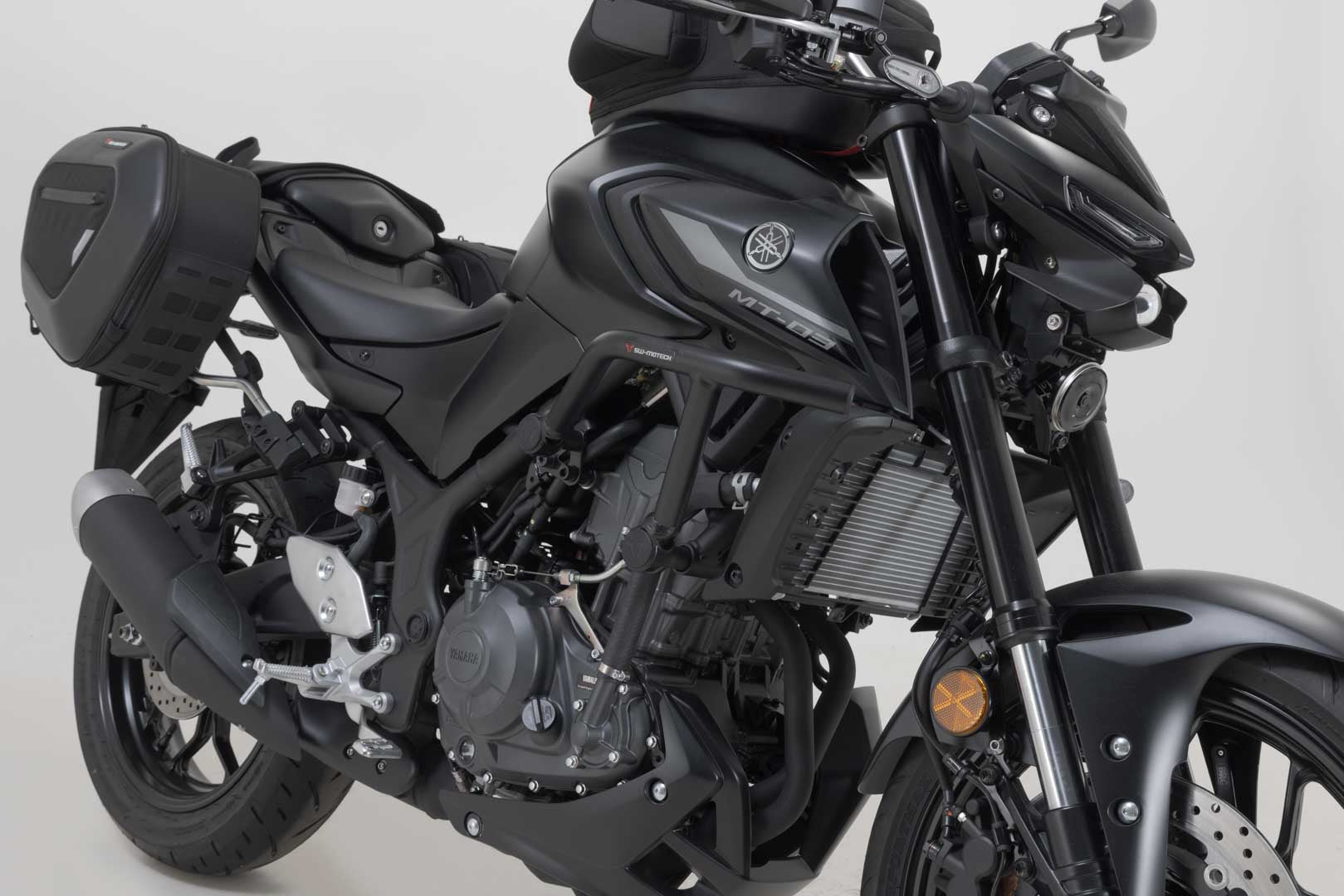 SW-MOTECH / SWモテック クラッシュバー（ブラック）。Yamaha MT-03（16-）。 | SBL.06.627.10003/B
