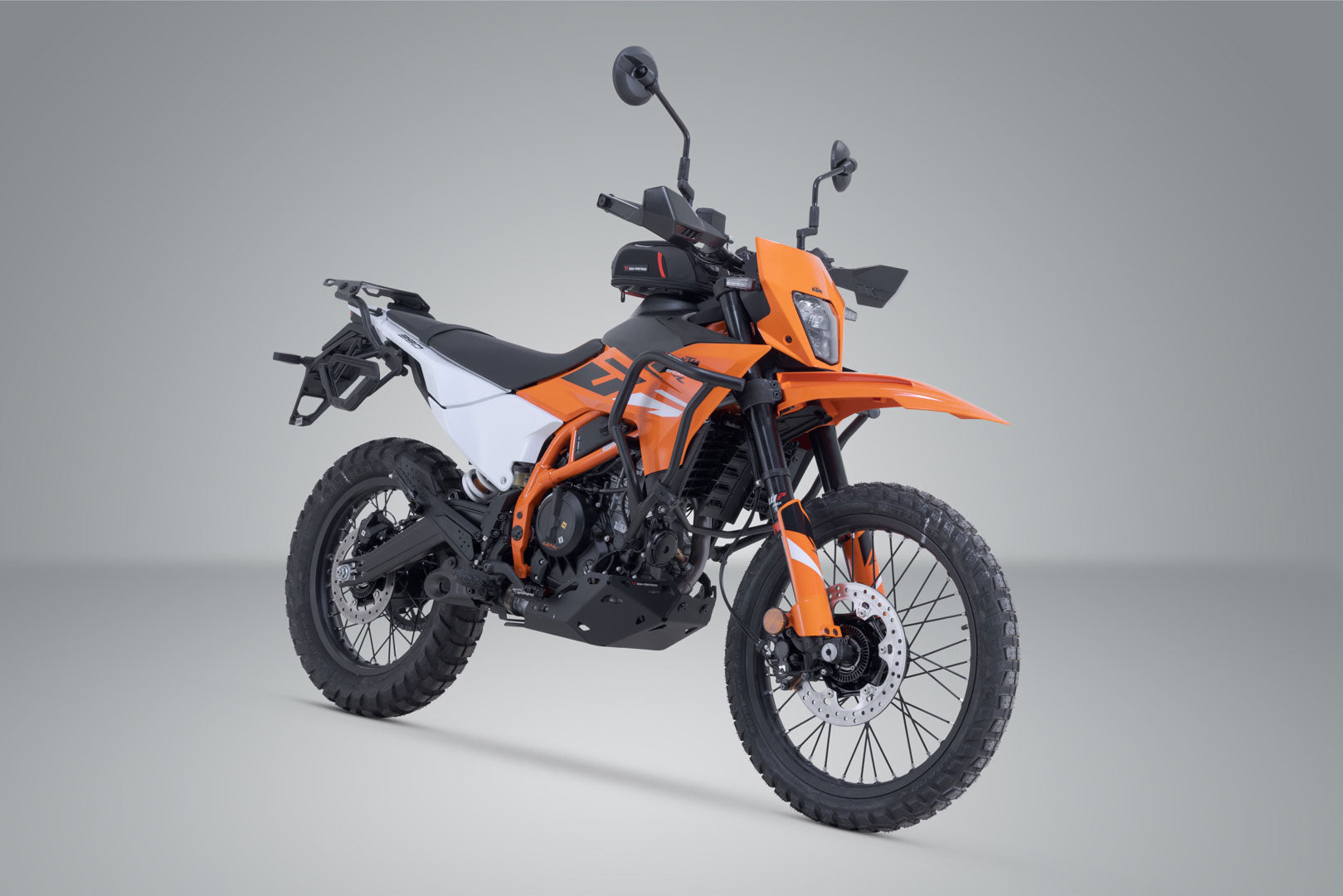 SW-MOTECH / SWモテック V-LOC サイドキャリア（右側） KTM 125 End/SMC R、250 Adv、390 Adv/Enduro/SMC R用。 | VMC.04.417.11000