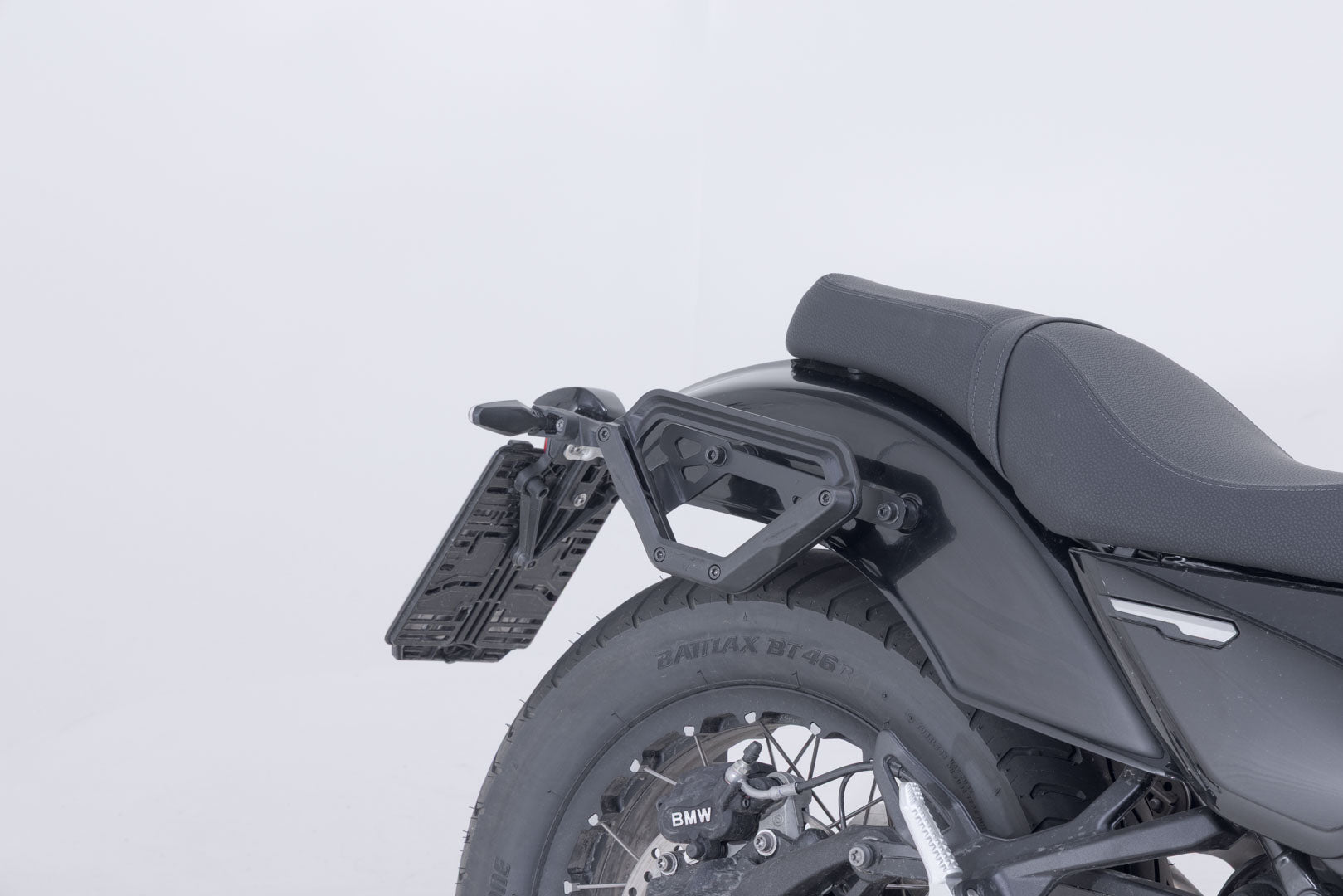 SW-MOTECH / SWモテック V-LOC サイドキャリア（右側） BMW R 12 (23-)。 | VMC.07.996.11000