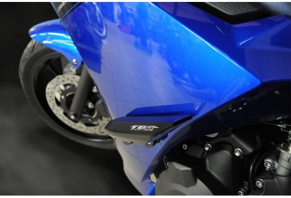 Top-Block / トップブロック フレームスライダー YAMAHA XJ6F Diversion (11-17)  カラー: ブラック | RLY27-N