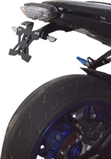 Top-Block / トップブロック ライセンスプレートホルダー YAMAHA MT09 (14-20) | SPEY30