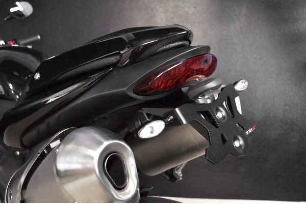 Top-Block / トップブロック ライセンスプレートホルダー TRIUMPH Speed Triple 1050 (11-15) | SPT05