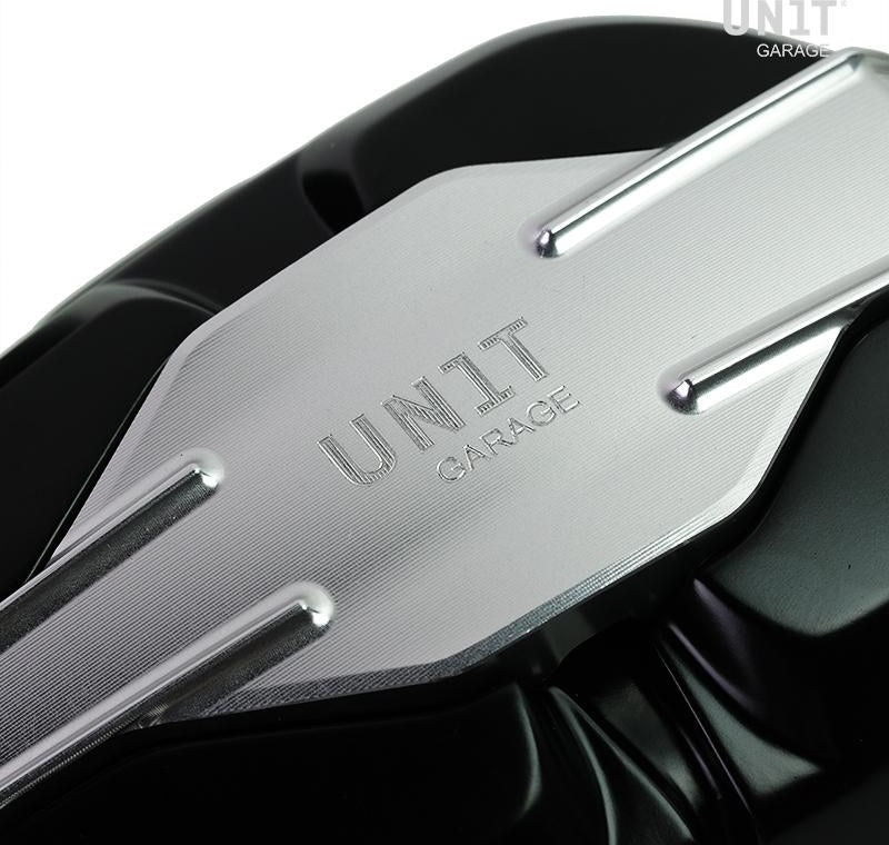 Unitgarage / ユニットガレージ Pair of Unitgarage valve covers | 1639BL-1680