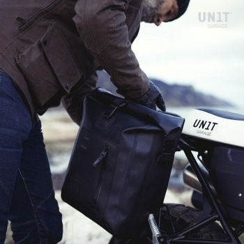 Unitgarage / ユニットガレージ Two Khali side panniers in TPU + Double Subframe NineT | 2xUG001-1626-A2
