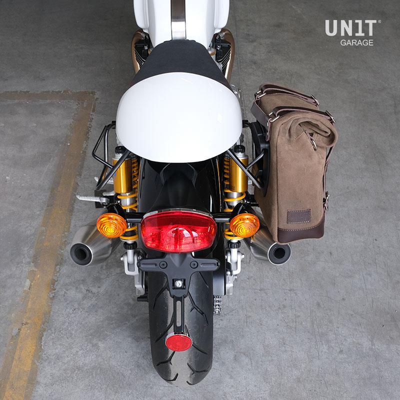 Unitgarage / ユニットガレージ Waxed suede side pannier Scram 22L-30L + Right Subframe Triumph Thruxton & Thruxton R 1200 (2016 until now) | U202-1020DX
