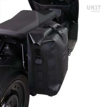 Unitgarage / ユニットガレージ Khali side pannier in TPU + Right Subframe BMW CE 04 | UG001-3700DX