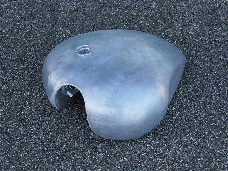 Wunderkind (ワンダーカインド) アルミガスタンクBigger Bobber®コンプリート 未塗装| 106874-F33
