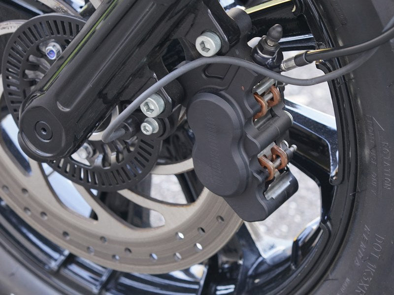 Wunderkind (ワンダーカインド) ブレーキキャリパー isaac4 4-piston 左側 - direct mounting Indian ブレーキパッド無し Black | 106953-F15