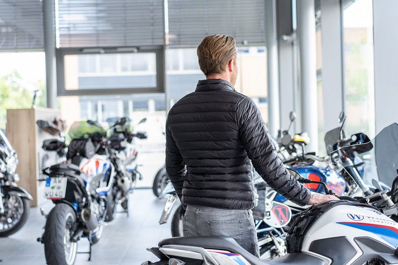 WUNDERLICH / ワンダーリッヒ メンズ ダウンジャケット - S - ブラック | 25258-010