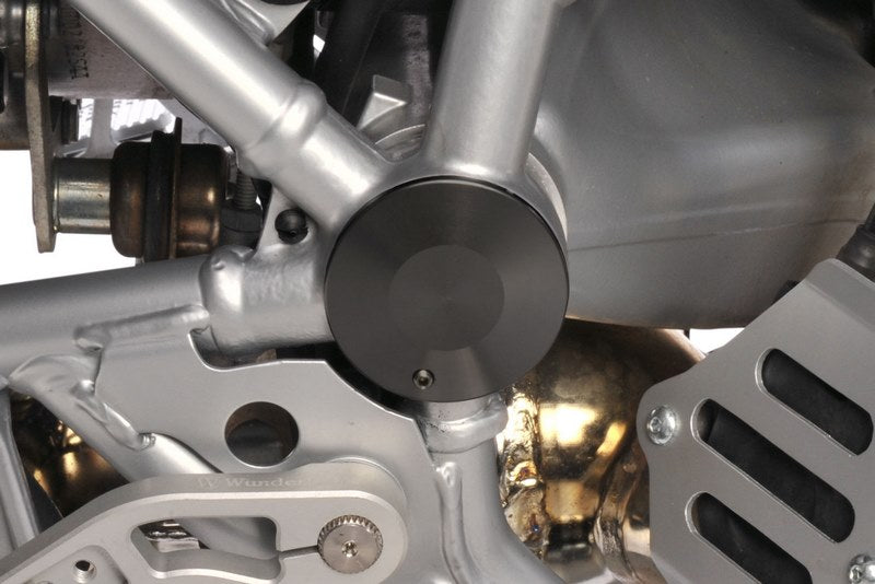 Wunderlich / ワンダーリッヒ Swingarm Pivot Cover Classic Design - Left  Titanium | 28290-203