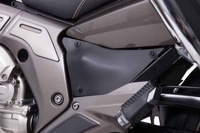 Wunderlich / ワンダーリッヒ Side Cover Kit  Black | 35420-002