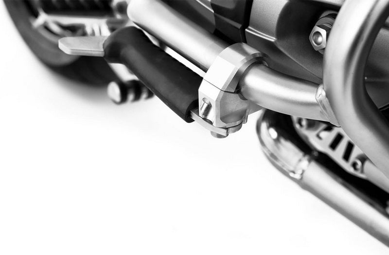 Wunderlich / ワンダーリッヒ Crash Bar Foot Rests - Silver | 41140-101