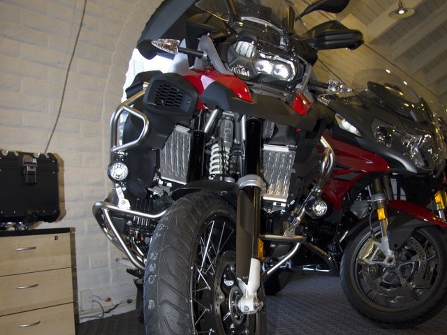 Altrider / アルトライダー Radiator Guard for the BMW R 1200 GS Adventure Water Cooled (2018-current) - Black | R118-2-1102 Altrider / アルトライダー Radiator Guard for the BMW R 1200 GS Adventure Water Cooled (2018-current) - Black | R118-2-1102