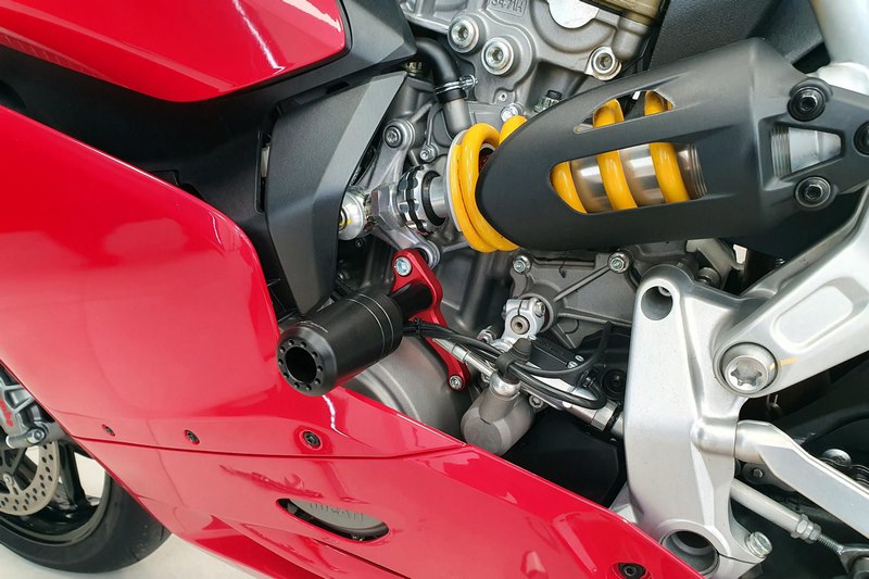 CNC Racing / シーエヌシーレーシング Frame crash protections Ducati