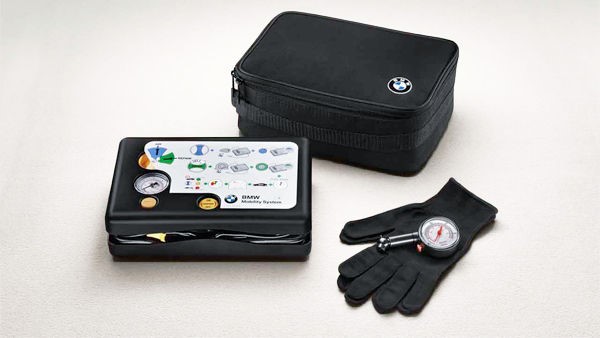 BMW 純正製品 :: BMW純正カー用品 :: BMW 純正 タイアモビリティセット BMW 71102333674 71 10 333  674