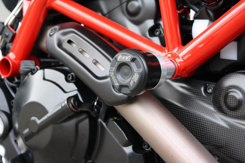 GSGモトテクニック クラッシュパッドセット アダプター アルミ Ducati ハイパーモタード 939 / SP (2016 -) | 40493-D28 GSGモトテクニック クラッシュパッドセット アダプター アルミ Ducati ハイパーモタード 939 / SP (2016 -) | 40493-D28