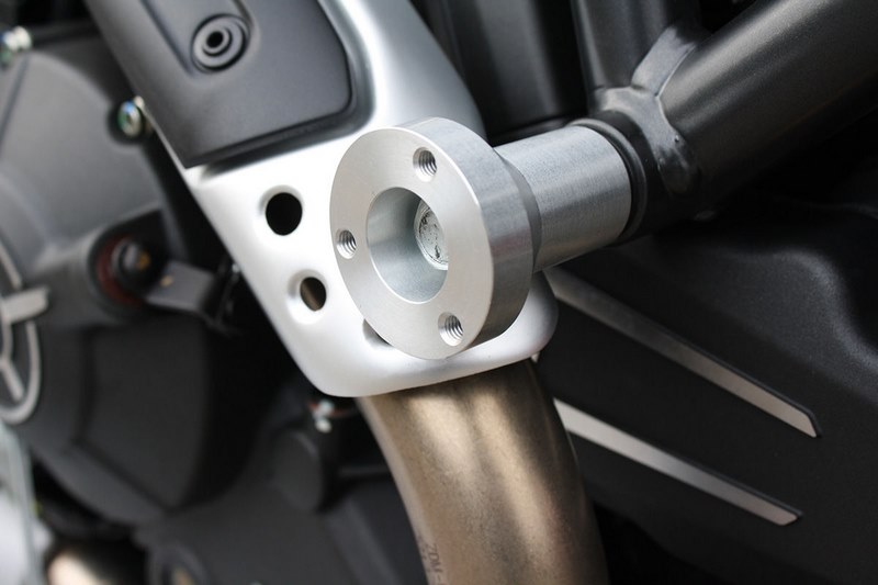 GSGモトテクニック クラッシュパッドセット アダプター アルミ Ducati ハイパーモタード 939 / SP (2016 -) | 40493-D28 GSGモトテクニック クラッシュパッドセット アダプター アルミ Ducati ハイパーモタード 939 / SP (2016 -) | 40493-D28