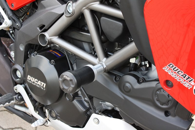 GSGモトテクニック クラッシュパッドセット アダプター アルミ Ducati ムルティストラーダ 1200 / S / Touring | 85493-D18 GSGモトテクニック クラッシュパッドセット アダプター アルミ Ducati ムルティストラーダ 1200 / S / Touring | 85493-D18