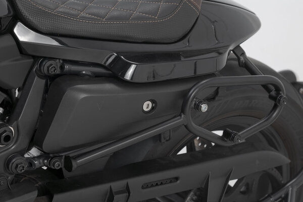 SW Motech Legend Gear side bag system LC. Harley Davidson
