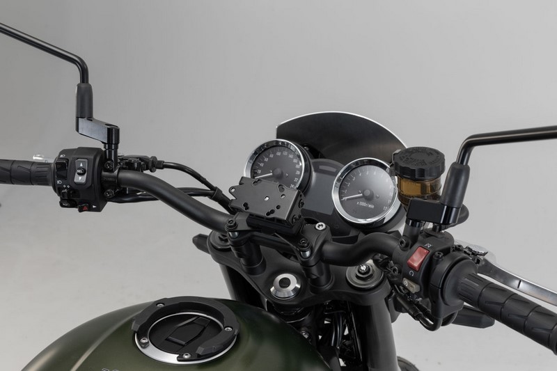 SW-MOTECH / SWモテック GPSマウント コックピット用 －ブラック－ Kawasaki Z900RS/ Cafe (17-). | GPS.08.646.10900/B