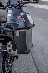 Bumot （ビュモト）Defender EVO Pannier System for KTM 2021 Super Adventure S/R  | 122E-06