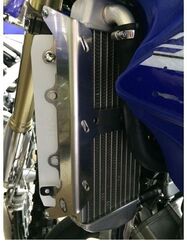 AXP-Racing / エーエックスピーレーシング ラジエーターブレース - ブルースペーサー | AX3017