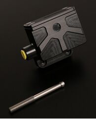 ABM / エービーエム Foot brake cylinder isaac4, CNC-milled - bracket 38 mm, 直径: Ø16 mm, カラー: ブラック | 106414-D16-F15
