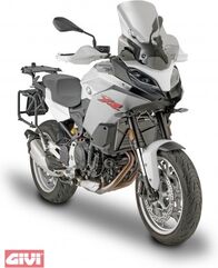 Givi / ジビ ティンテッド ウインドスクリーン 49 cm（高さ） 43 cm（幅）BMW F 900 XR (2020) | D5137SG