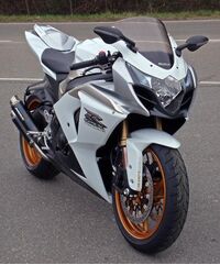 Bodis（ボディス）スリップオンマフラー ステンレス ブラック GPX2 ヨーロッパ公道走行認可 for GSX-R 1000(2009-2011) | SGSXR1000-094