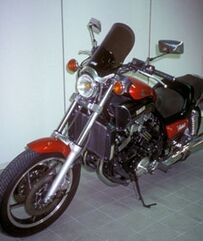 Ermax high protection windshield + 10 cm ermax for 1200 v MAX (adaptable on fix origin yamaha ) red | 010206036