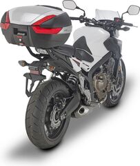 GIVI / ジビ Screen for Honda CB650F 17-, color smoke, dim. HxW 28x36,5 cm, fitting kit included | A1159