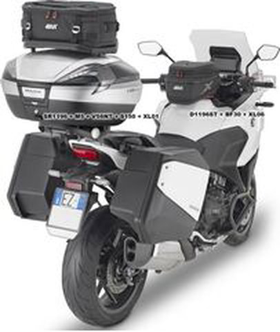 GIVI / ジビ Windscreen for Honda NT 1100 color Clear, dim. HxW 54 x 43 cm, fits oe headlight fairing | D1196ST