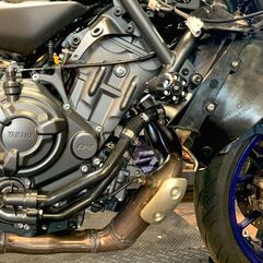 Samco Sport / サムコスポーツ シリコンラジエータークーラントホースキット ブラック Yamaha YZF R7 2022 - 2025 7 ピース | YAM-96-BK