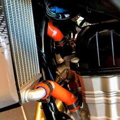 サムコスポーツ / Samco Sport KTM 450 EXC-F 2020 - 2021 4 ピース OEM リプレイスメント シリコンラジエーター クーラントホースキット | KTM-117-OR