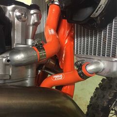 サムコスポーツ / Samco Sport KTM 450 EXC-F 2017 - 2019 3 ピース サーモスタットバイパス シリコンラジエーター クーラントホースキット | KTM-92-OR