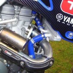 サムコスポーツ / Samco Sport Yamaha YZ 250 F 2007-2009 4 ピース シリコンラジエーター クーラントホースキット | YAM-14-BU