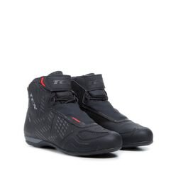 TCX / ティーシーエッ Performance R04D WP Black Boots | F464-9511W-NERO