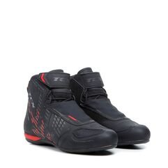 TCX / ティーシーエッ Performance R04D WP Black-Red Boots | F464-9511W-NERS