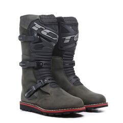 TCX / ティーシーエッ Off-Road Line Terrain 3 WP Anthracite Boots | F464-9904W-ANTR