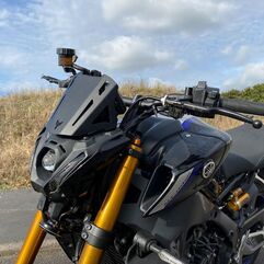 Pyramid Plastics / ピラミッドプラスチック Metal Fly Screen | Matte Black | Yamaha MT-09 2021> | 22161M