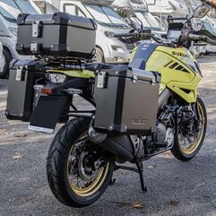 Bumot （ビュモト）Defender EVO Pannier System for SUZUKI V-Strom 1050 | 119-06