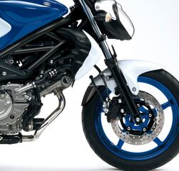 Pyramid Plastics / ピラミッドプラスチック Suzuki SFV 650 Gladius エクステンダーフェンダー マットブラック 2009>2015 | 050410