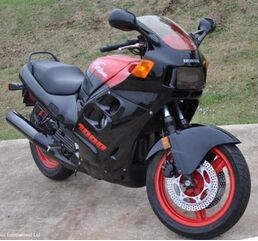 Powerbronze / パワーブロンズ ヘッドライト  プロテクター HONDA CBR1000 F イエロー | 440-H015-006