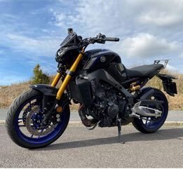 Pyramid Plastics / ピラミッドプラスチック Metal Fly Screen | Matte Black | Yamaha MT-09 2021> | 22161M