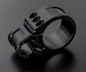 ABM / エービーエム Stand pipe bracket Standard Ø55 mm for clip-on, バージョン: 左側, カラー: ブラック | 400482-A93-F15