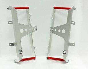 AXP-Racing / エーエックスピーレーシング ラジエーターブレース - レッドスペーサー | AX3026