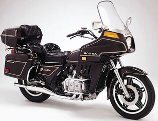 Powerbronze / パワーブロンズ スタンダード スクリーン HONDA GL1200 ライト ティント | 410-H155-001