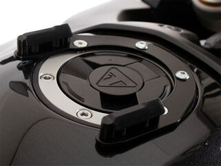 Hepco & Becker タンクリングベーシックファステナー付きタンクバッグ用 Triumph Tiger 900 Rally Pro (2024-) | 5167657 00 01