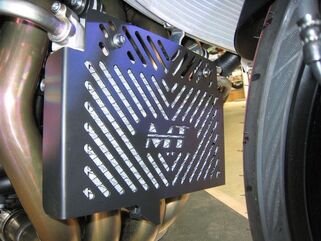 Access Design / アクセスデザイン Radiator cover guard grill for Yamaha MT10 | CRY025B
